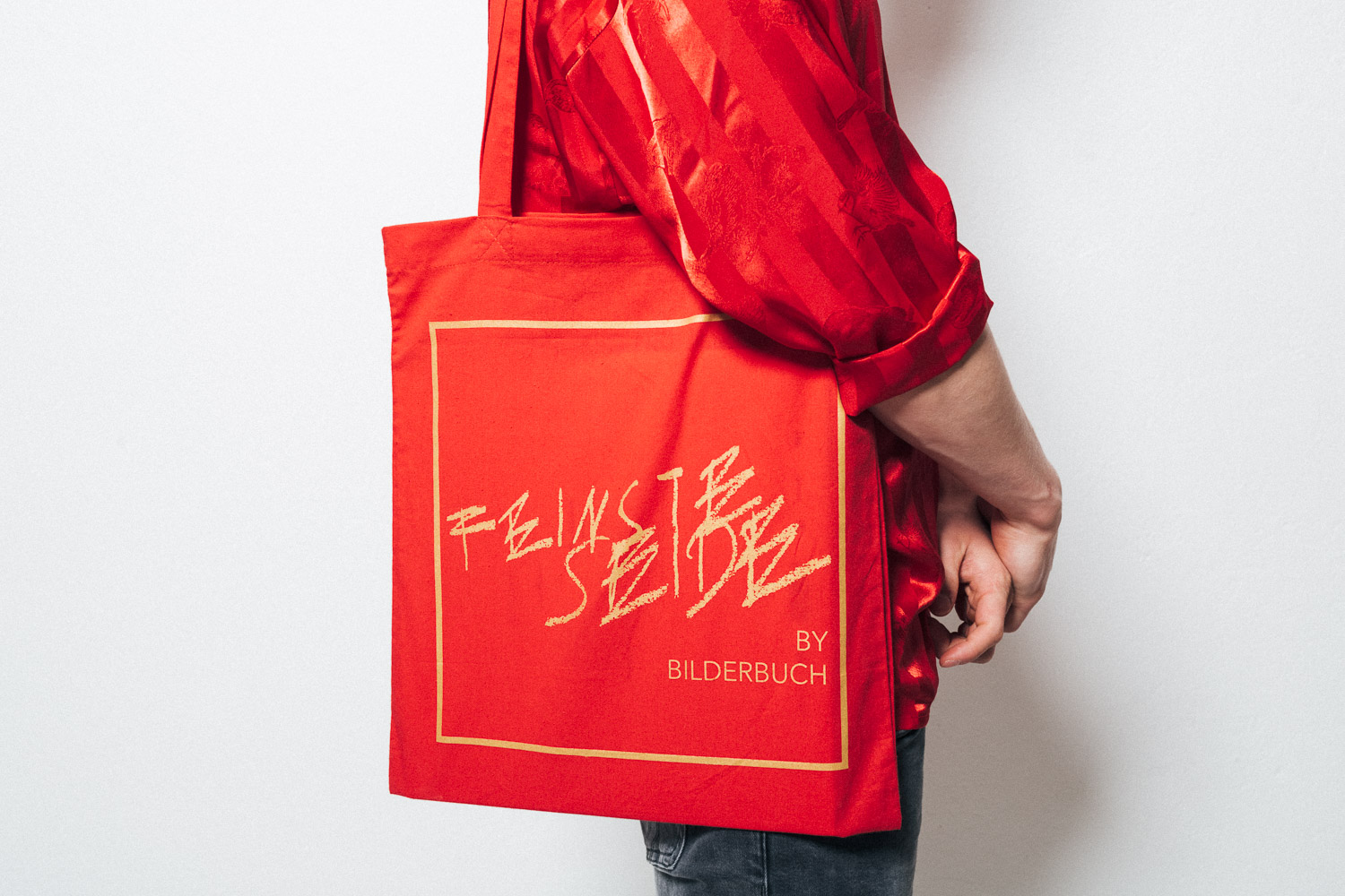 Thumbnail 3 von FEINSTE SEIDE BAG RED