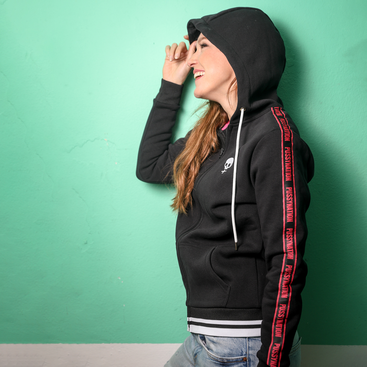 Thumbnail 2 von Carolin Kebekus - Sweatjacke Pussy mit Webband, schwarz