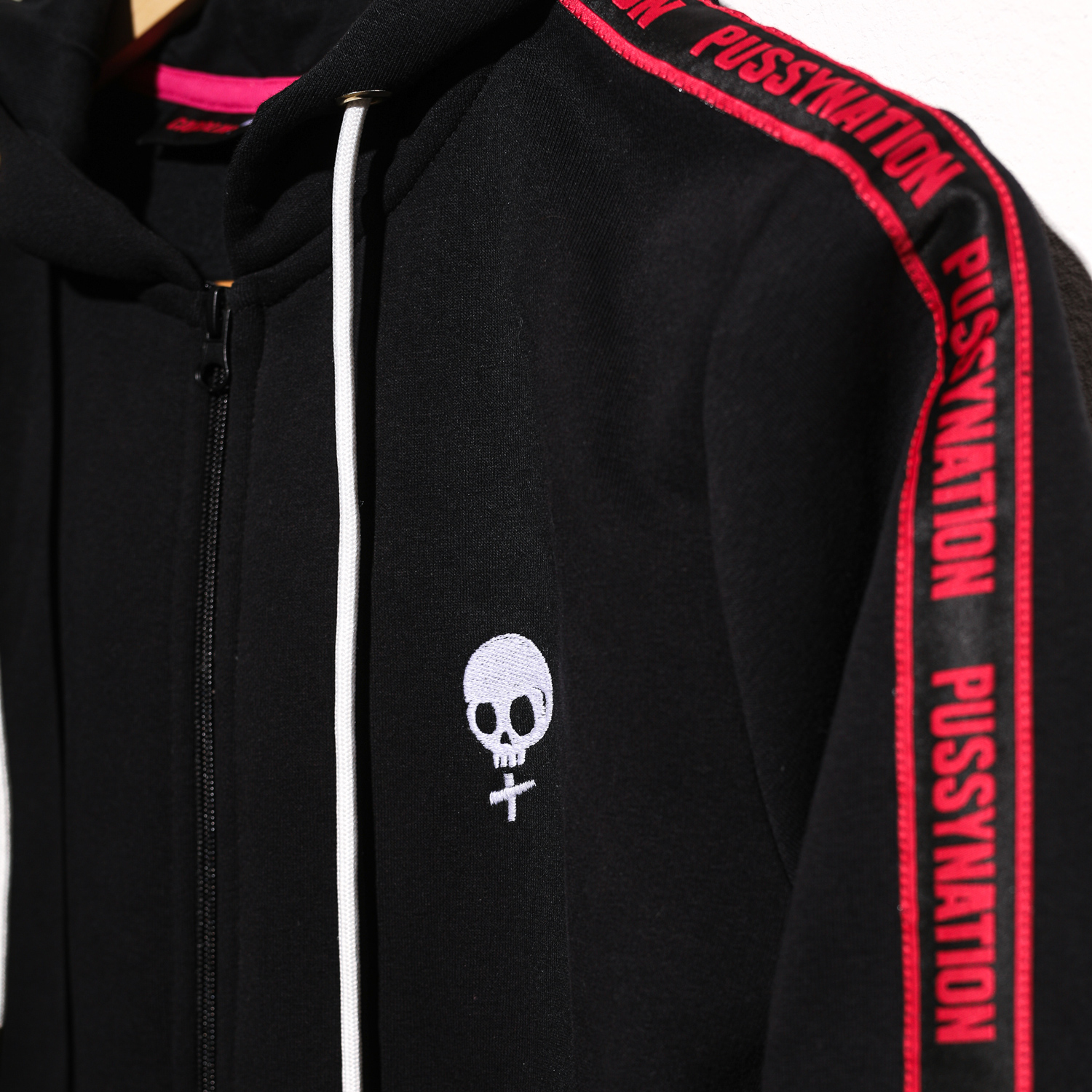 Thumbnail 3 von Carolin Kebekus - Sweatjacke Pussy mit Webband, schwarz