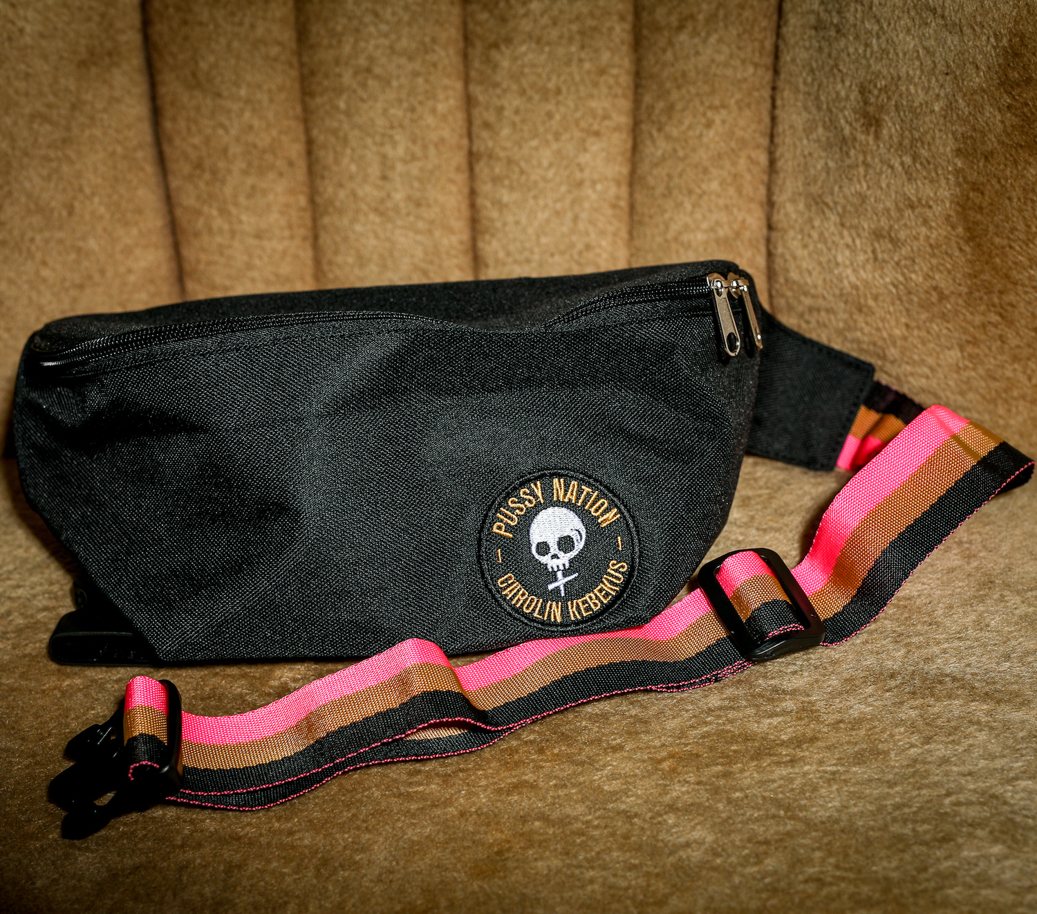 Produktbild für Carolin Kebekus - Bauchtasche PussyNation