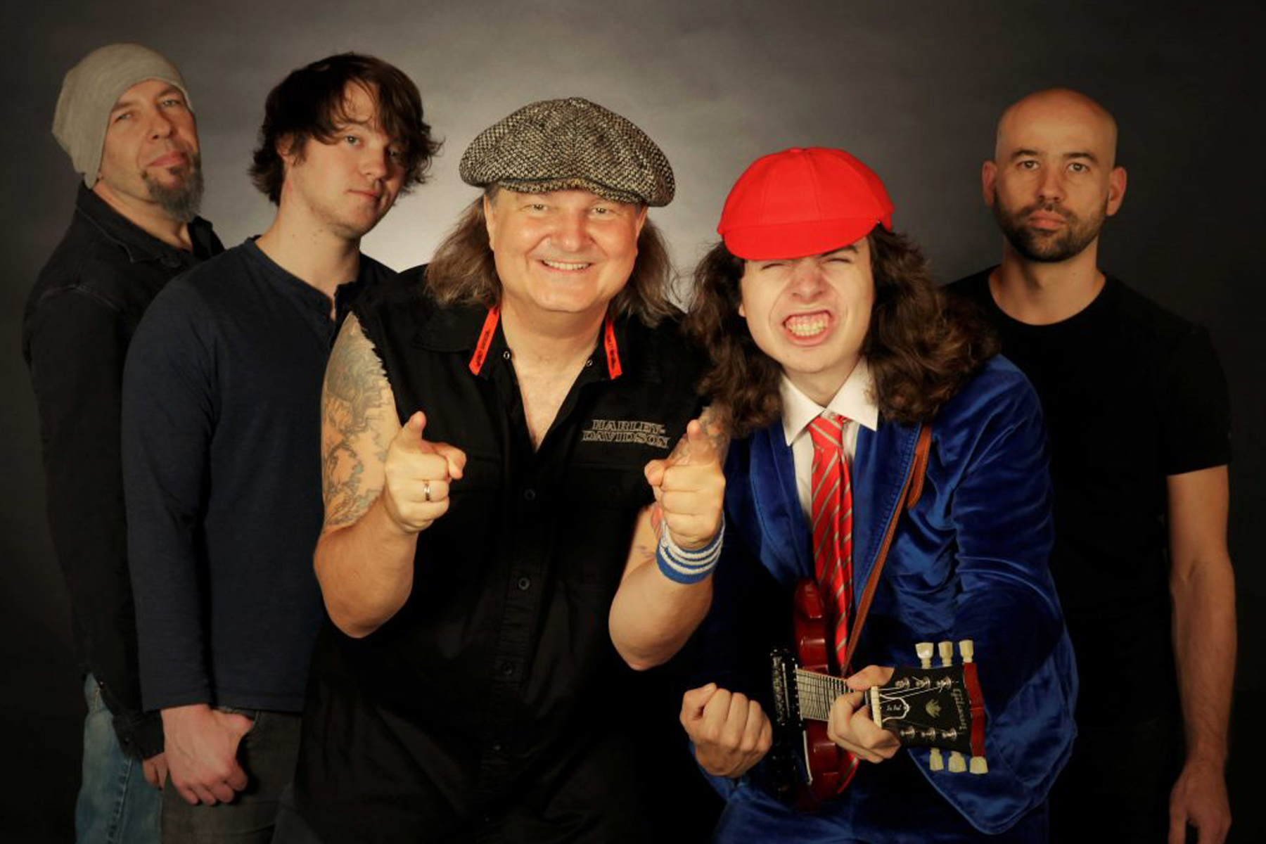 Veranstaltungsbild für WE SALUTE YOU