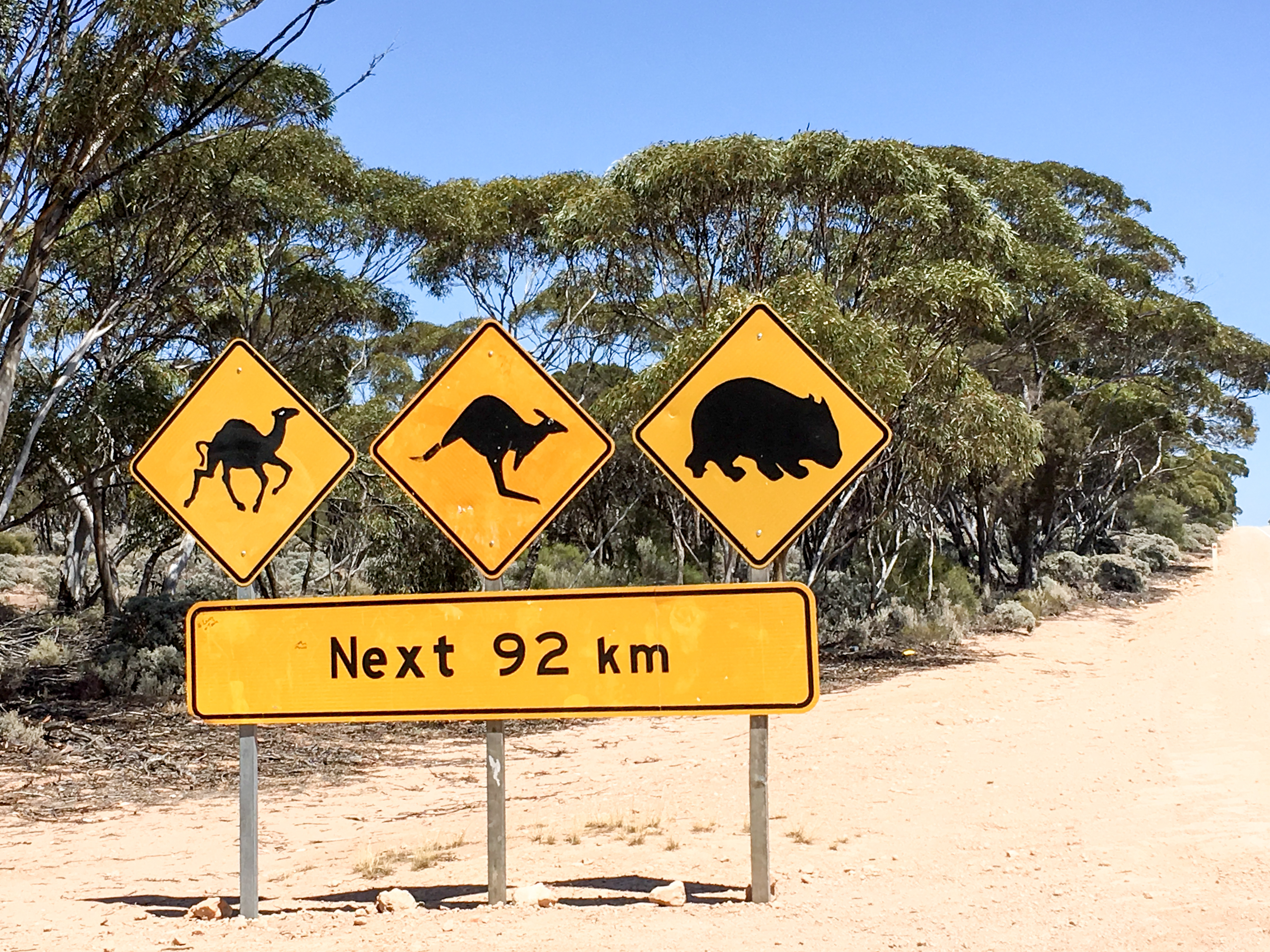 Veranstaltungsbild für Talk: Paul Kage – Mit dem Motorrad durch das Land der roten Erde
