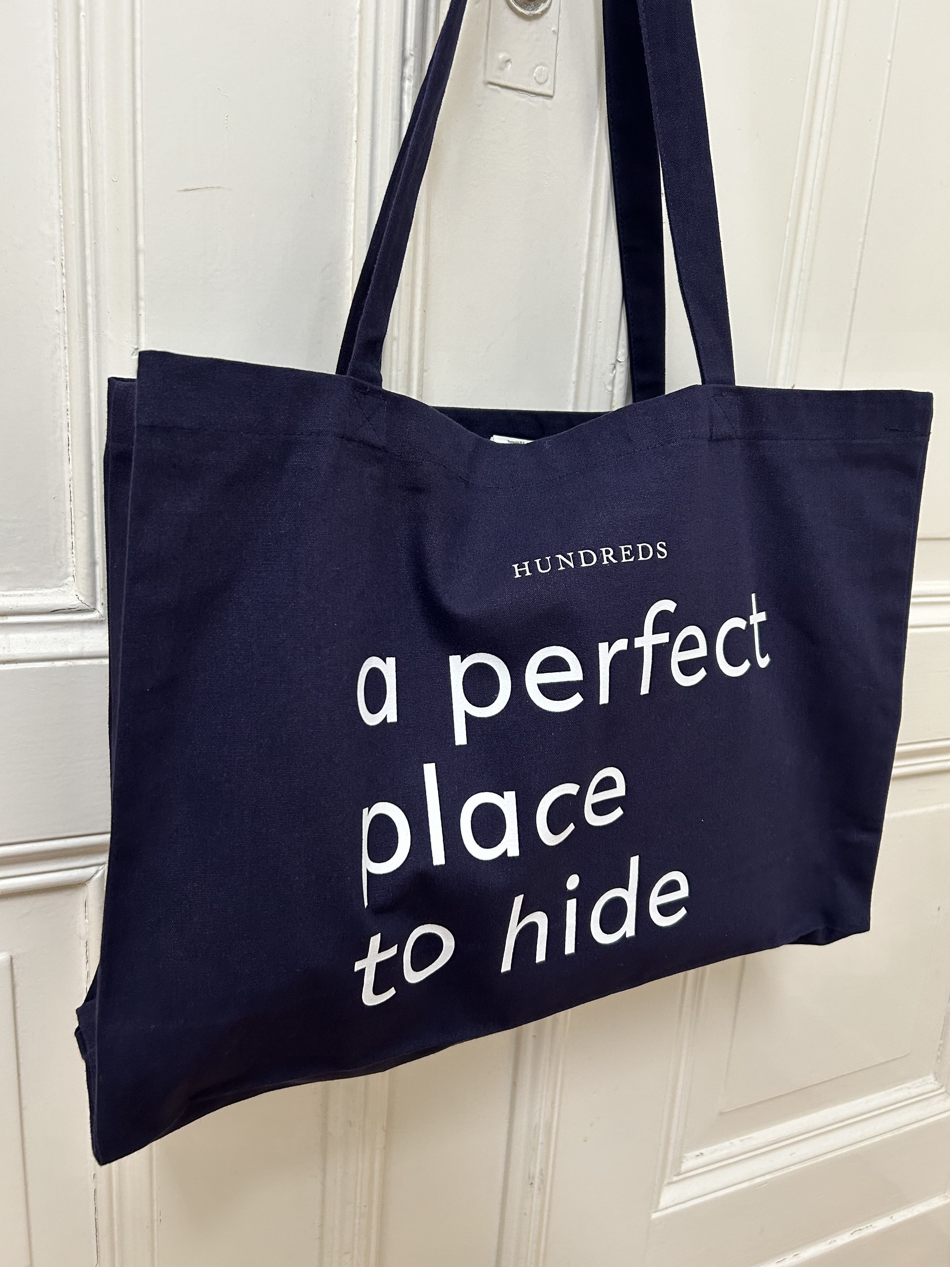 Produktbild für a perfect place to hide - Shopper Bag