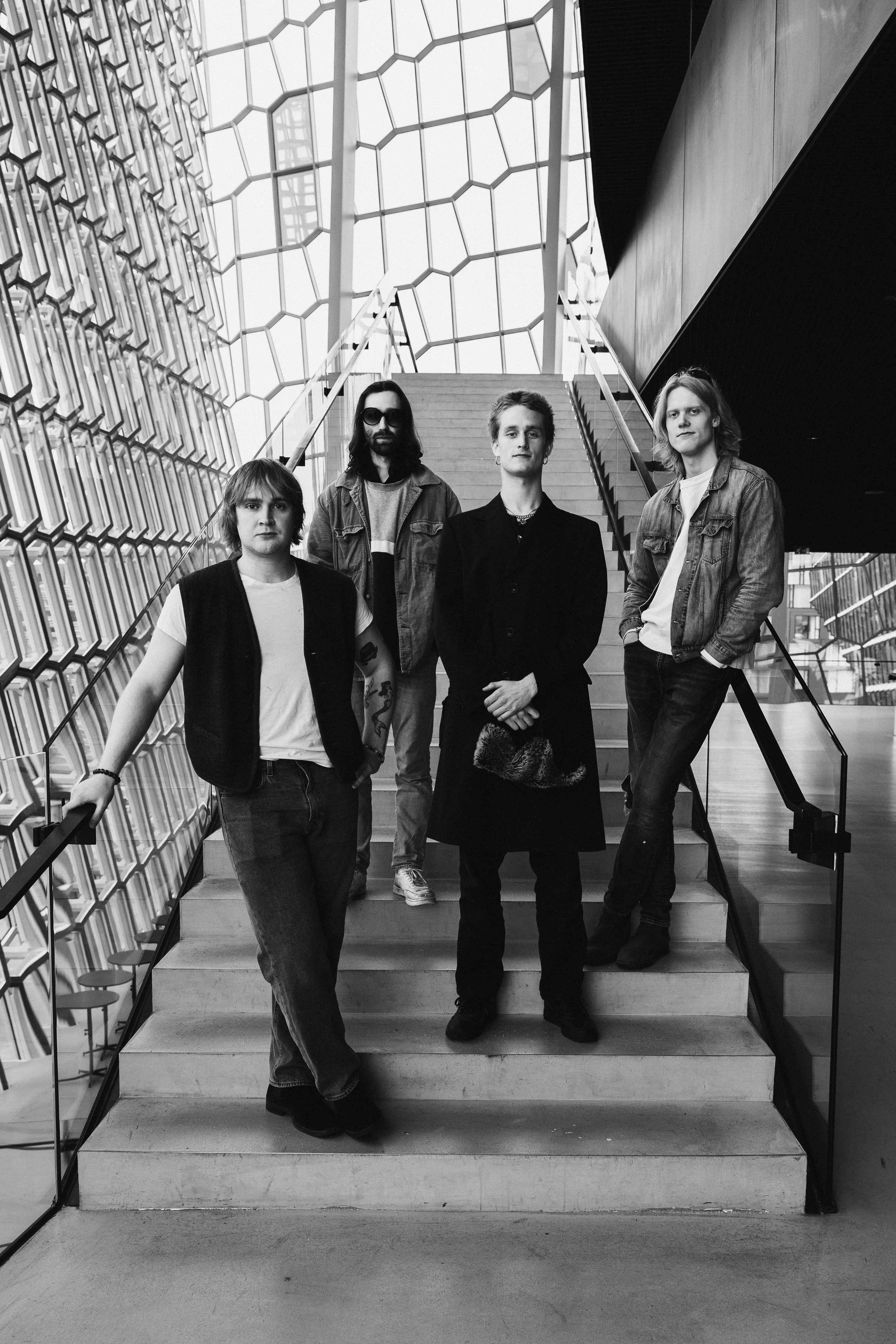 Veranstaltungsbild für SPACESTATION (ISL) + OH, NASTENKA!