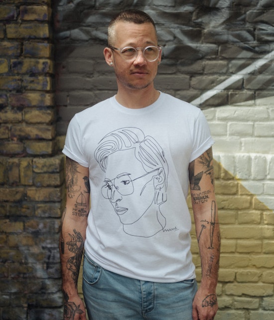 T-Shirt - MINE Scribble